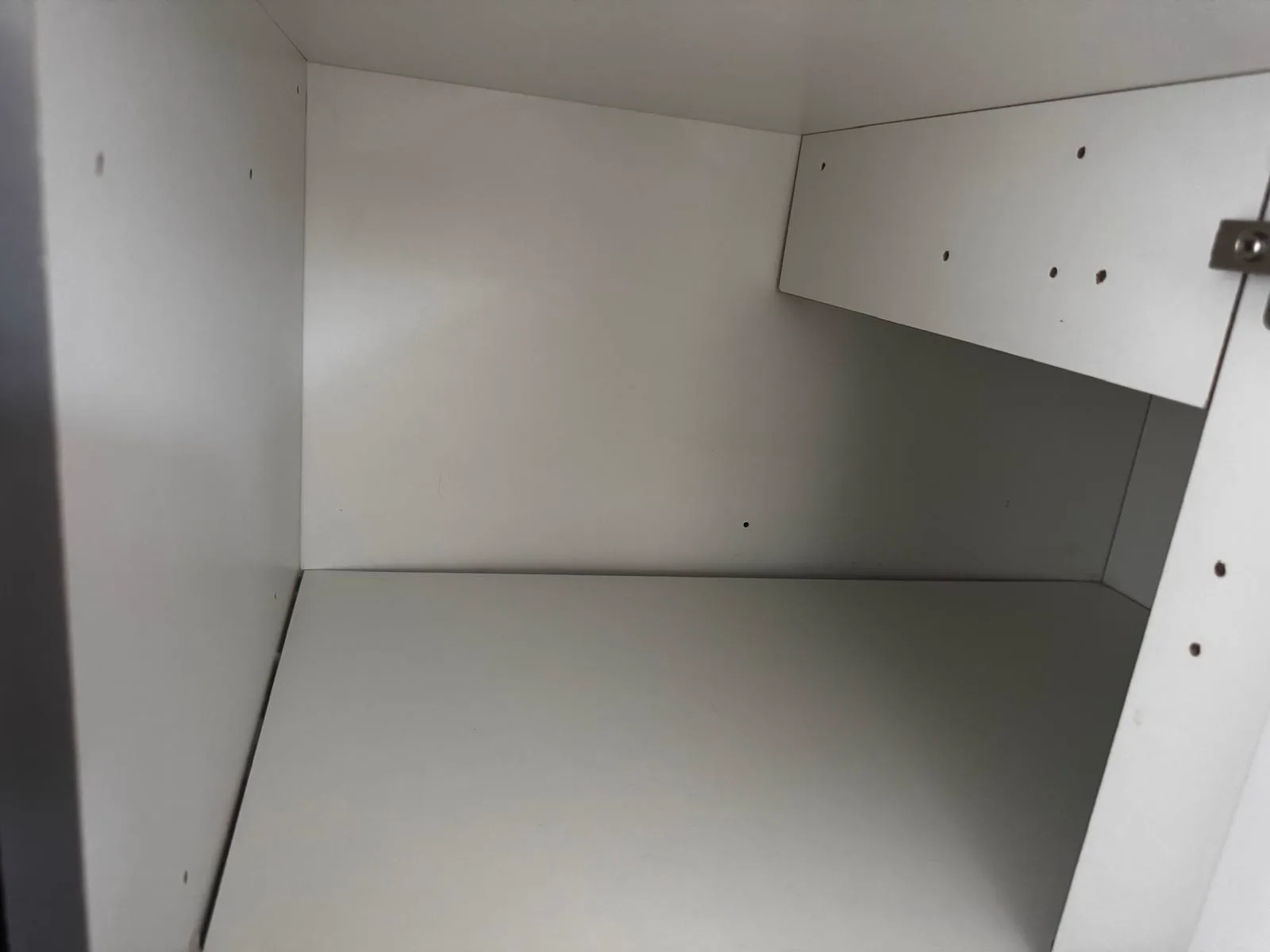 Cupboard Deep Clean – after